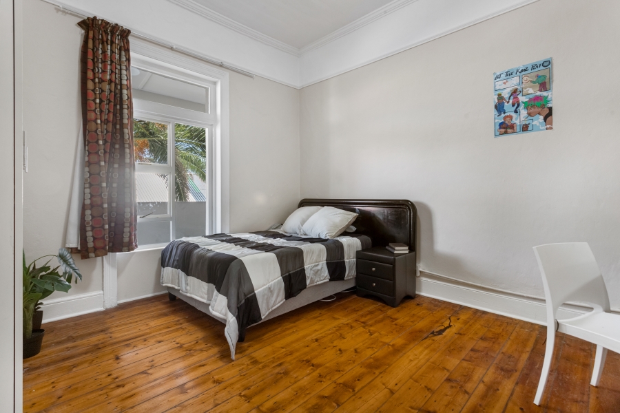 9 Bedroom Property for Sale in Observatory Western Cape